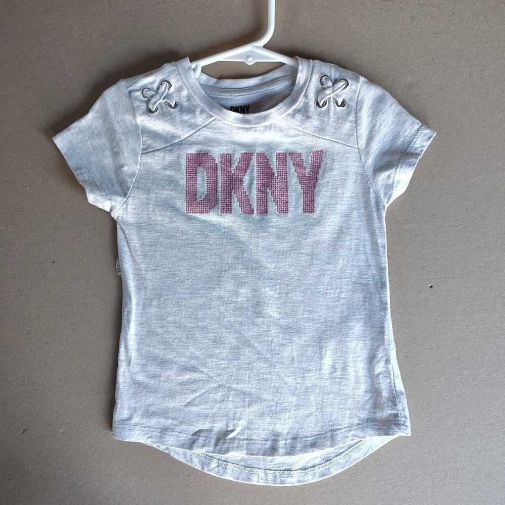 DKNY Toddler Girls Bling Pink Glitter Short Sleeve T-Shirt 4T Sparkle Shirt